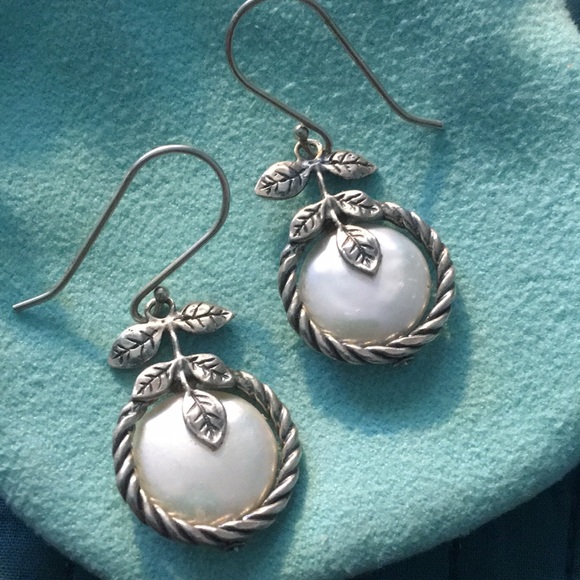 Beautiful Leaf Earrings 925 Silver - Picture 4 of 5